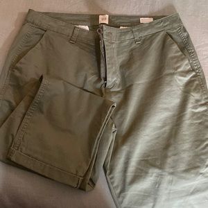 Gap Girlfriend Khaki
